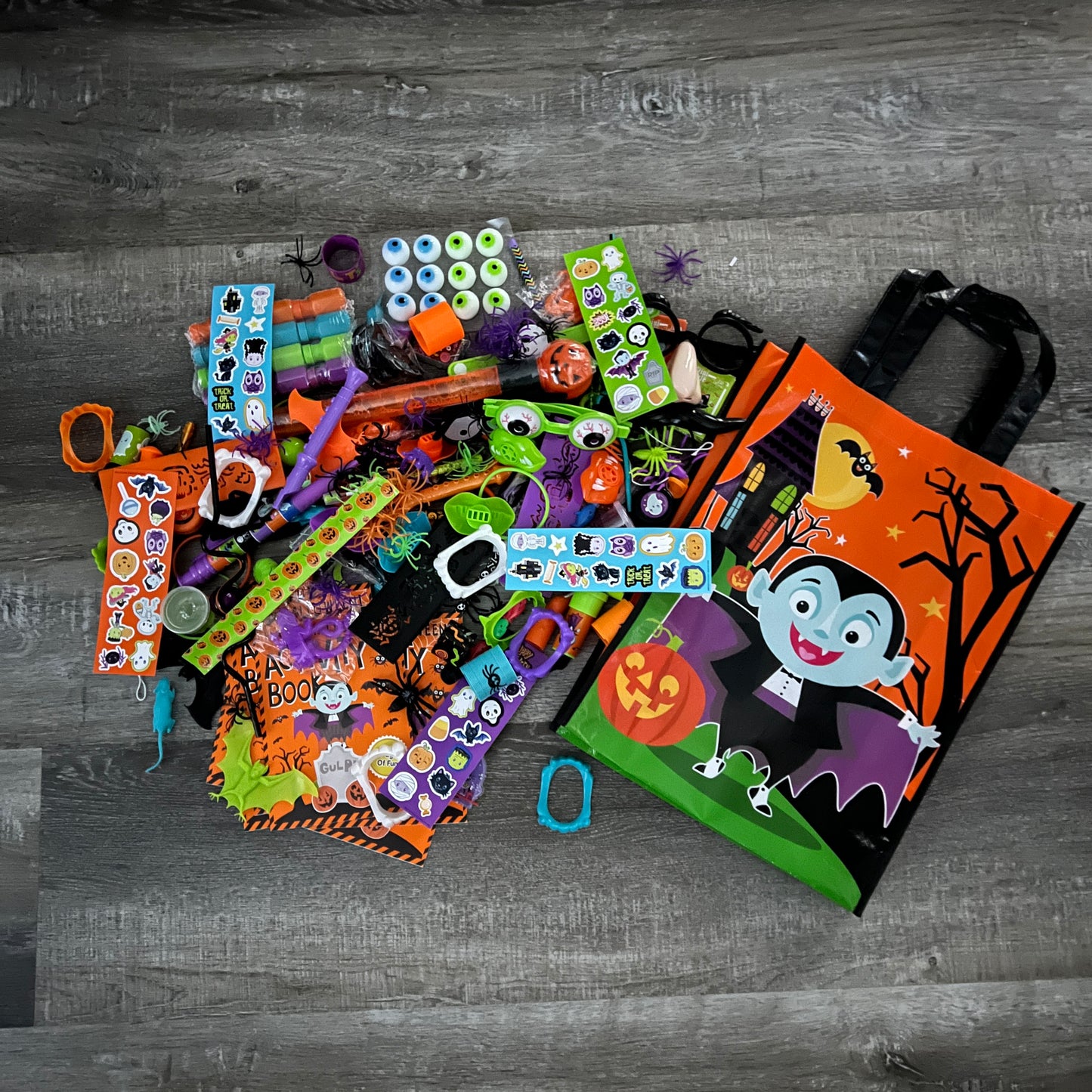 200 Ct Assorted Halloween Novelty Toys with Free Large Tote Bag Allergy FREE